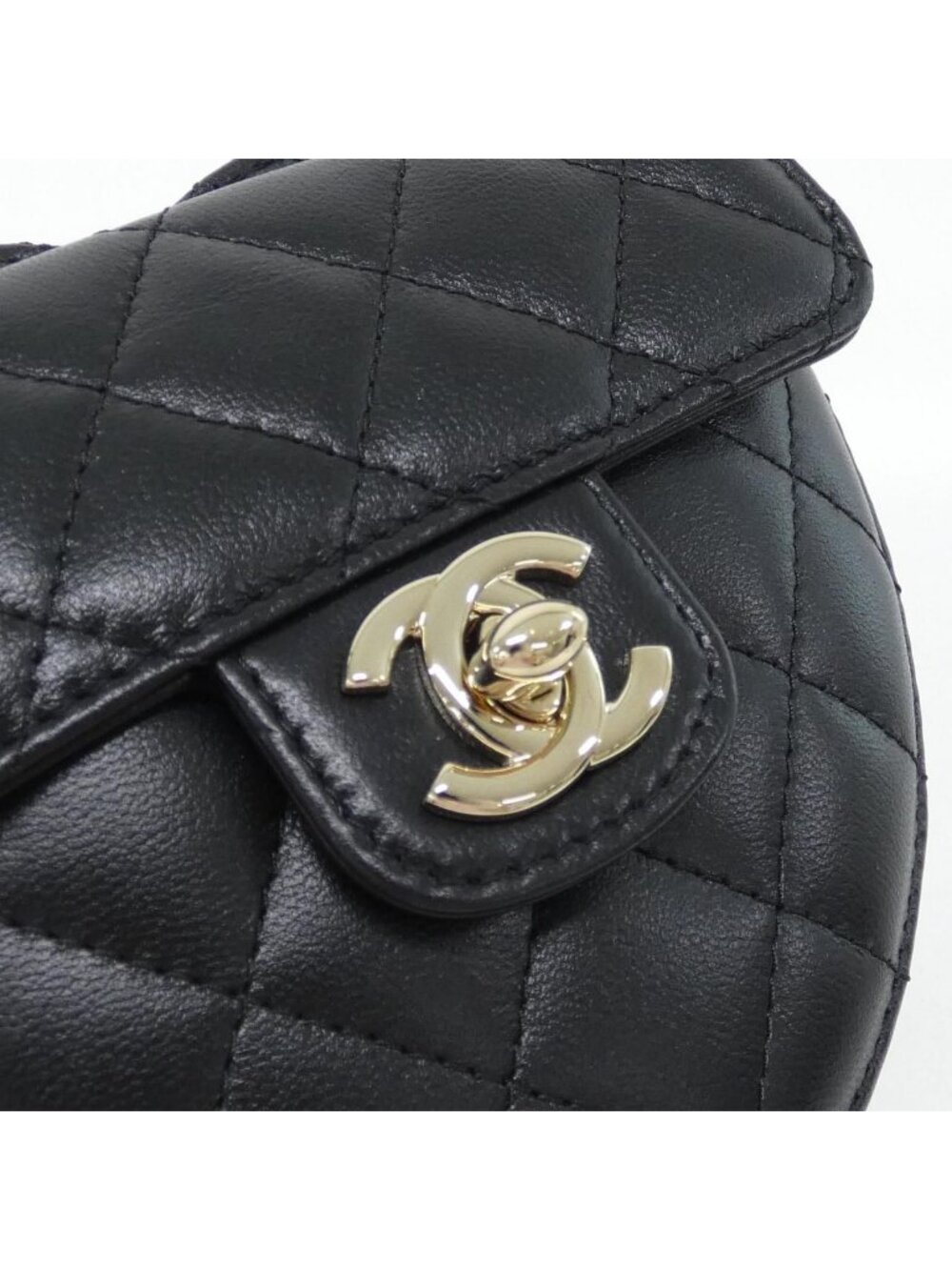 Chanel Shoulder Bag Black - Picture 4 of 6